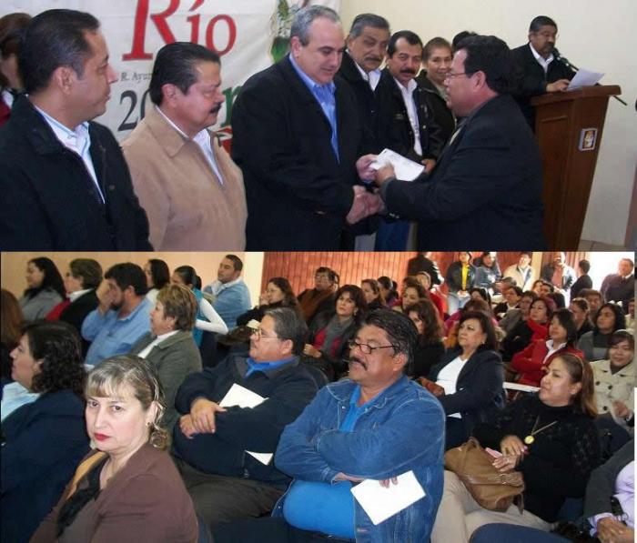 Directores de escuelas, reciben cheques del PES